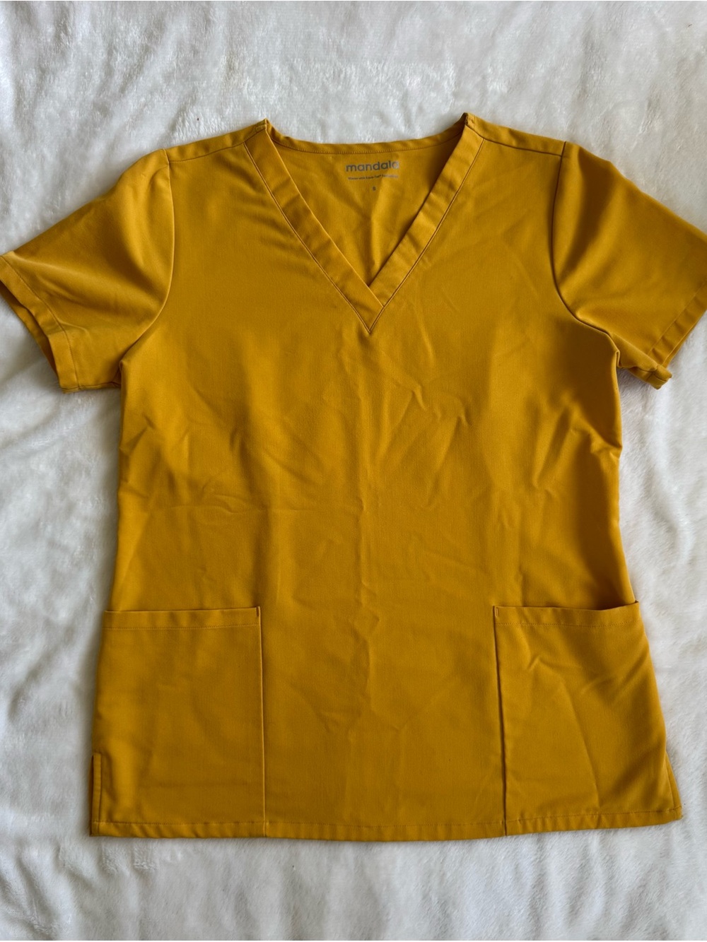 Mandala Women's V-Neck Scrub Top - Mustard